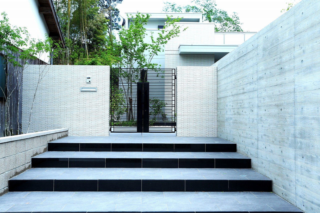 ファサード・カースペース部門 【金賞】