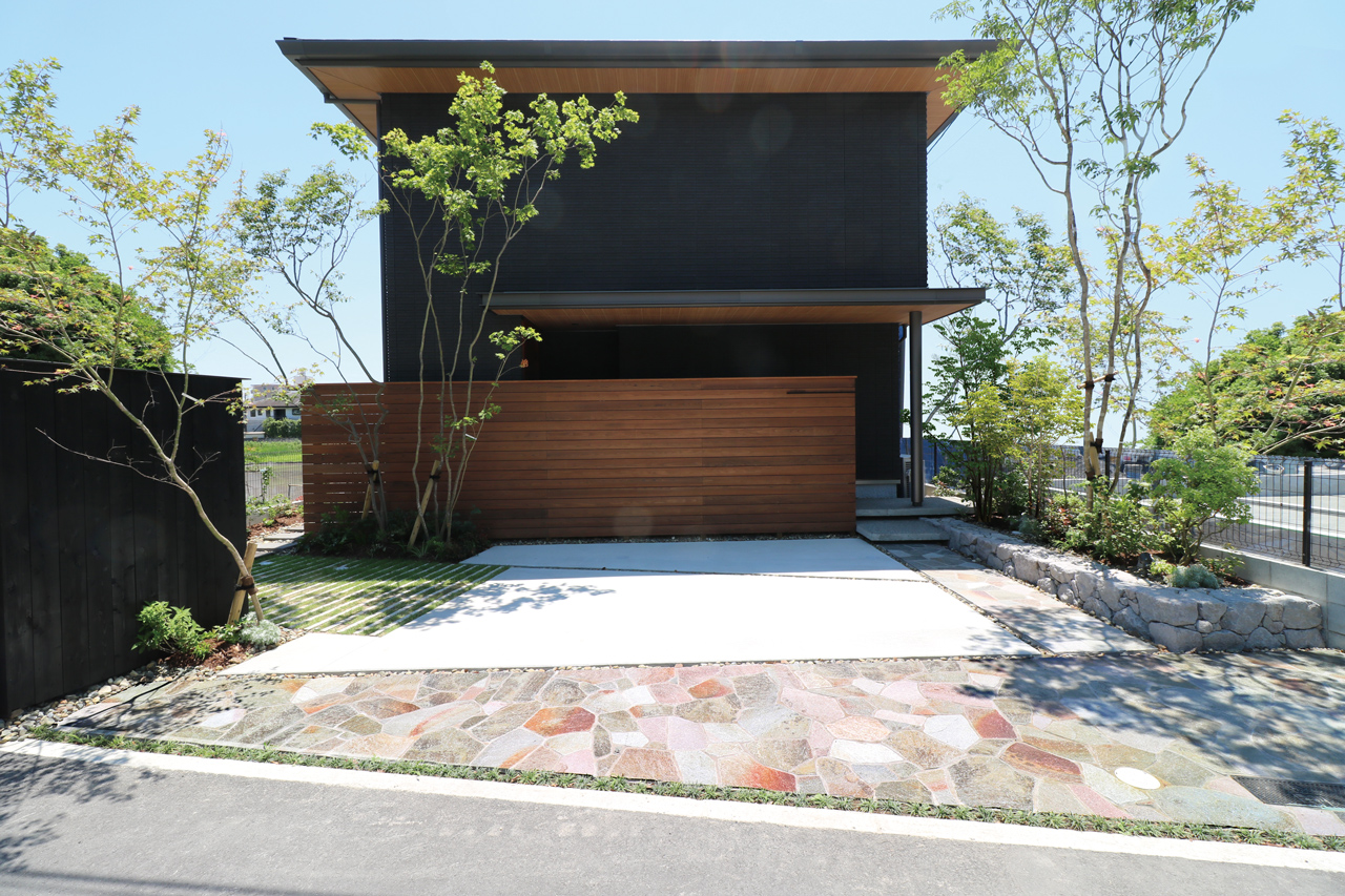 ナチュラルウッド部門 【金賞】