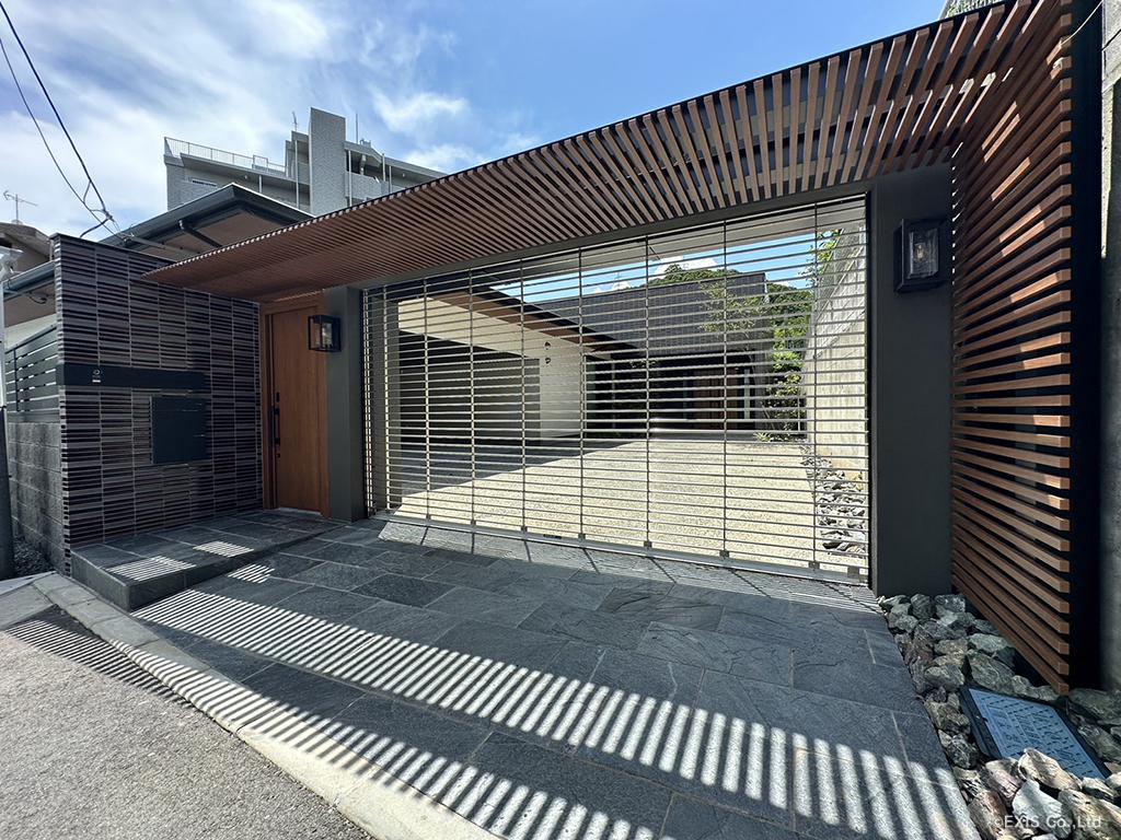 ファサード・カースペース 部門/金賞/株式会社 DecoLab 様