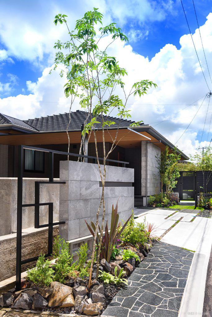 ファサード・カースペース 部門/銀賞/南九施設 株式会社 様